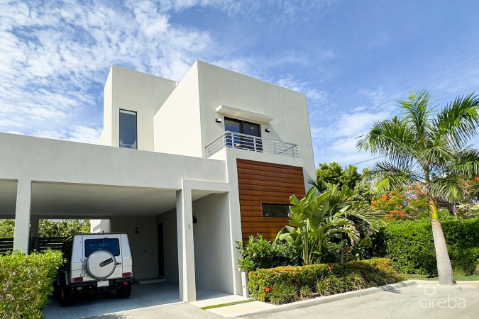 4 BED PLUS DEN TOWNHOUSE IN WEST BAY