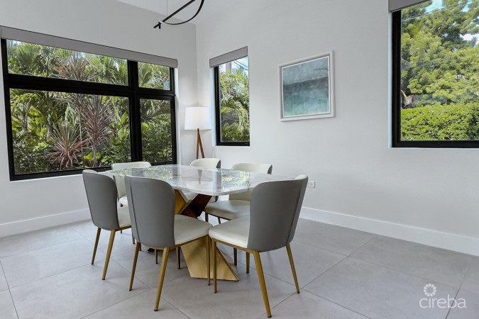 4 BED PLUS DEN TOWNHOUSE IN WEST BAY