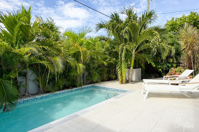 4 BED PLUS DEN TOWNHOUSE IN WEST BAY