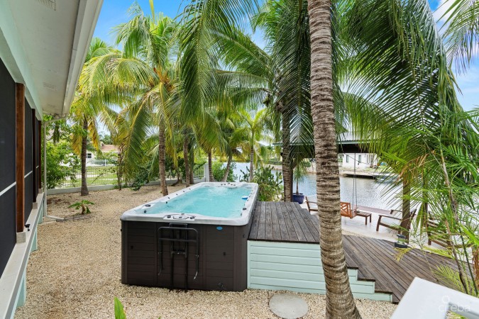 SUNRISE LANDING FAMILY HOME