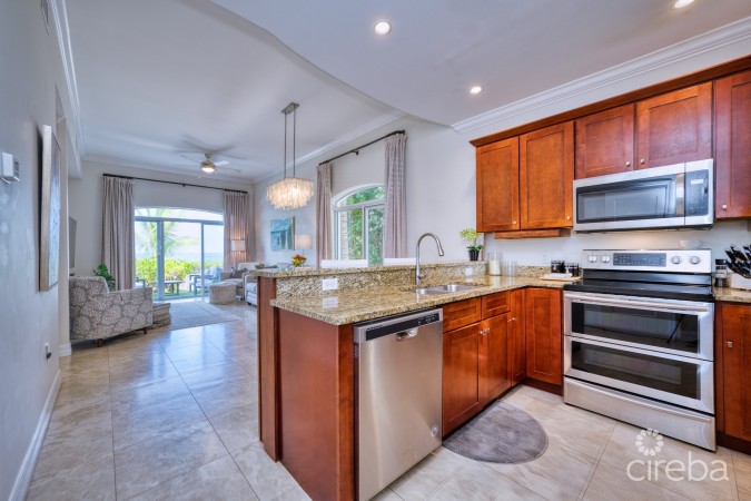 OCEANFRONT CORNER UNIT- HARBOUR POINT VILLA #5