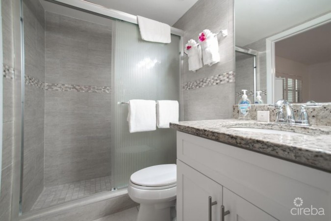 DISCOVERY POINT CLUB