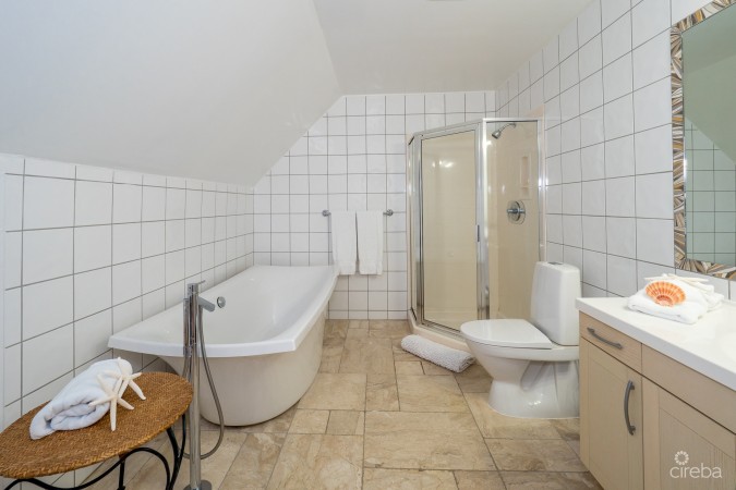 VILLA LA PLAYA, CAYMAN KAI HOME