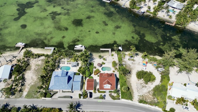 VILLA LA PLAYA, CAYMAN KAI HOME