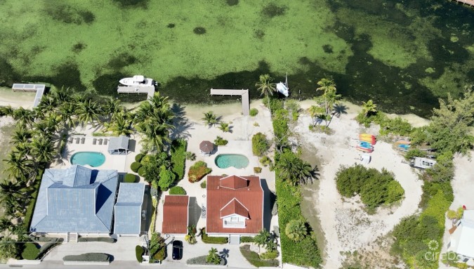 VILLA LA PLAYA, CAYMAN KAI HOME