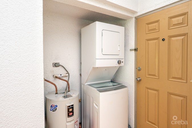 SUNSET COVE  - PENTHOUSE - CORNER UNIT