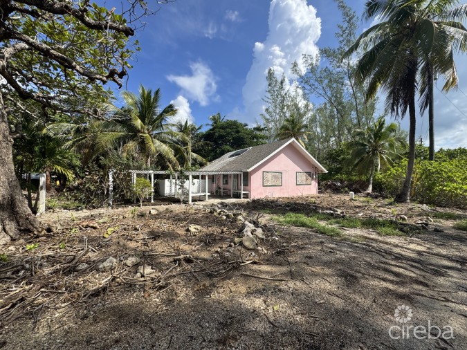 BREAKERS BEACH COTTAGE | BEACHFRONT PROPERTY WITH ENDLESS POTENTIAL