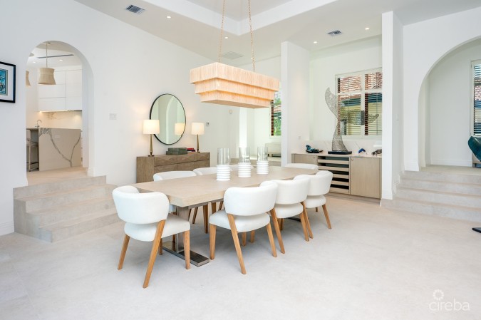 MIRAMAR, A VISTA DEL MAR OCEAN FRONT ESTATE