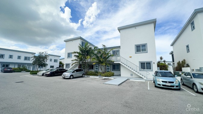 1 BED CONDO DOWNTOWN REACH