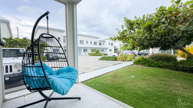 1 BED CONDO DOWNTOWN REACH