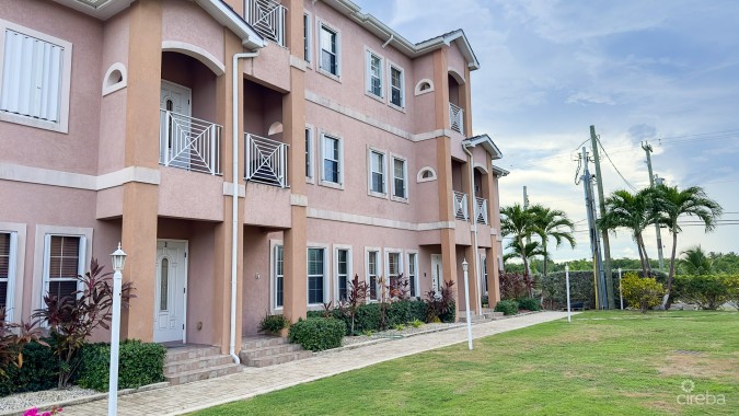 3 BED/DEN TOWNHOUSE PALMETTO GRAND PROSPECT