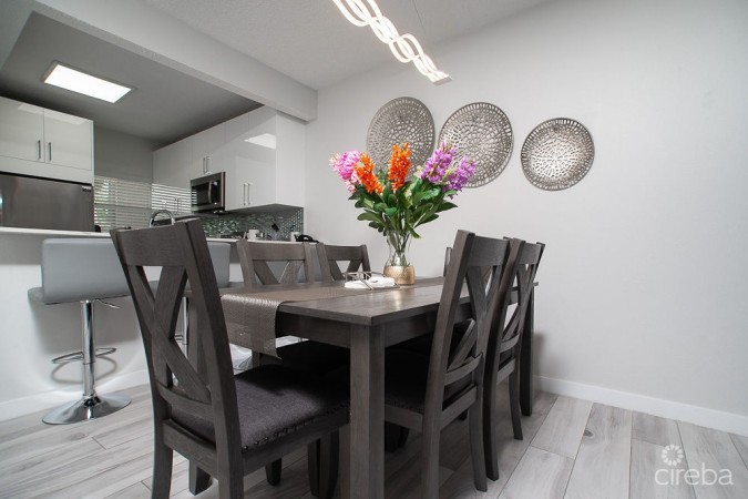 2 BED CONDO SEVEN MILE BEACH  PLANTATION VILLAGE