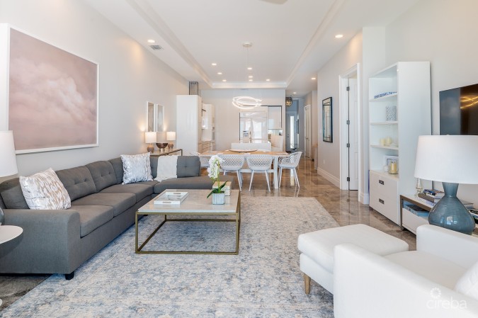 THE PINNACLE VILLA 30 & GARAGE