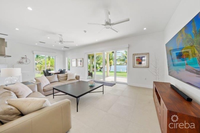 UNIQUE PATRICK'S ISLAND CANALFRONT W GUEST HOUSE | 3 CAR GARAGE