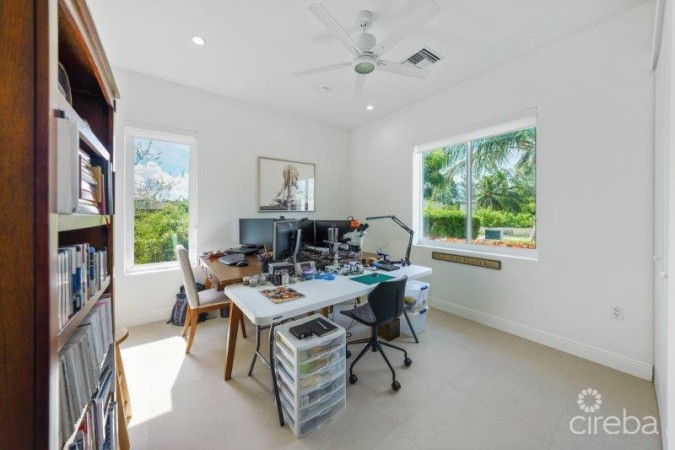 UNIQUE PATRICK'S ISLAND CANALFRONT W GUEST HOUSE | 3 CAR GARAGE