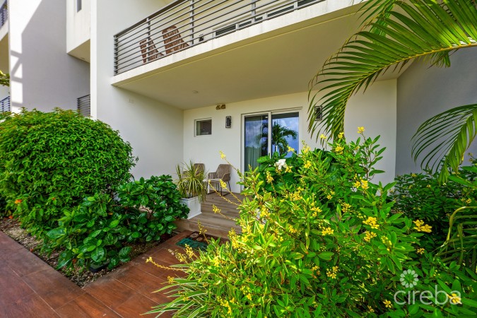 OCEAN CREST #21, GEORGE TOWN WATERFRONT