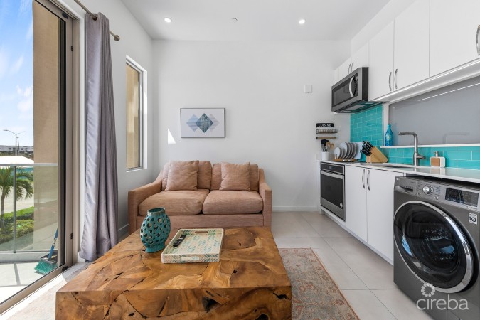 HARBOUR WALK TURNKEY BOUTIQUE CONDO