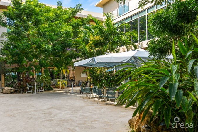 HARBOUR WALK TURNKEY BOUTIQUE CONDO