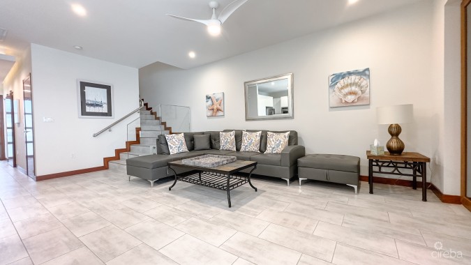 4 BED ARVIA CANAL FRONT