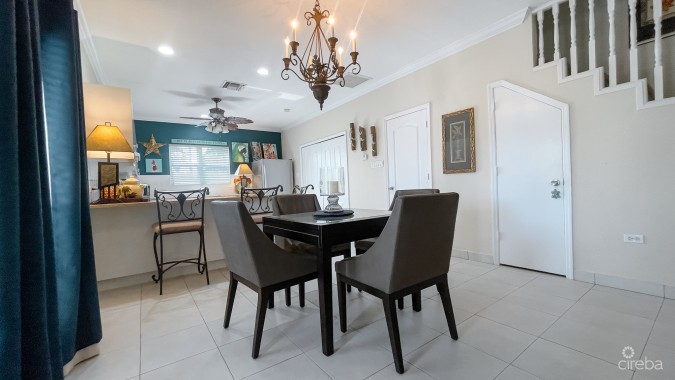 2 BED SOUTH SOUND TOWNHOME  GRAND PALMS