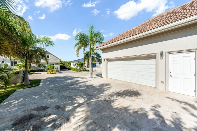 51 CAPTAIN TEMPLE DRIVE - THE PERFECT FAMILY HOME