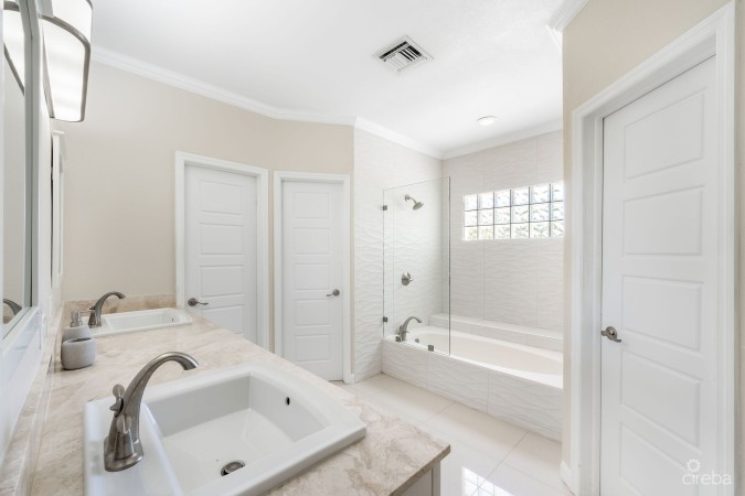 LONGFELLOW CIRCLE 18, BREAKERS FAMILY HOME