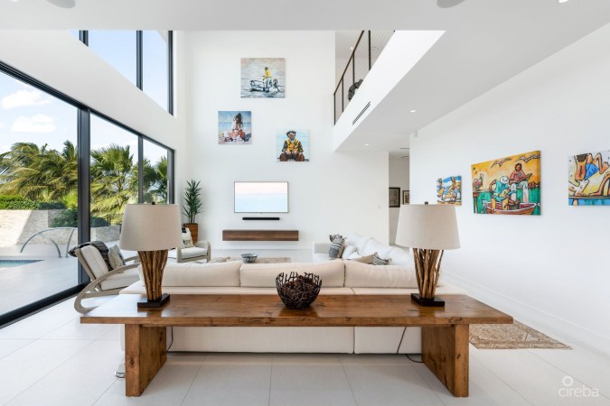 60 LALIQUE PENINSULA QUAY | LUXURY WATERFRONT LIVING IN CRYSTAL HARBOUR