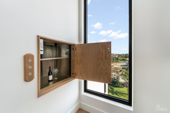 60 LALIQUE PENINSULA QUAY | LUXURY WATERFRONT LIVING IN CRYSTAL HARBOUR