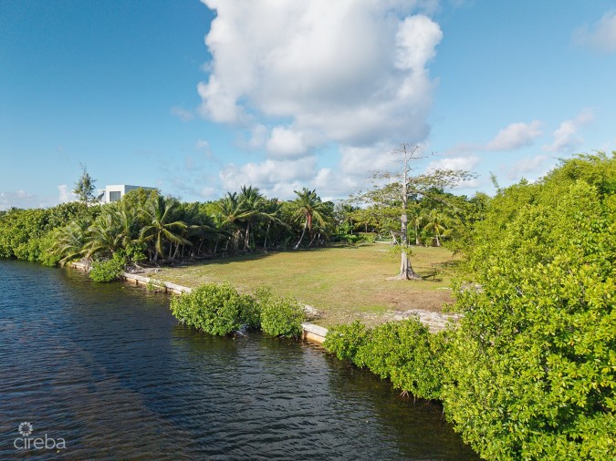 CANAL POINT OCEANFRONT - EXCLUSIVE ESTATE SITE