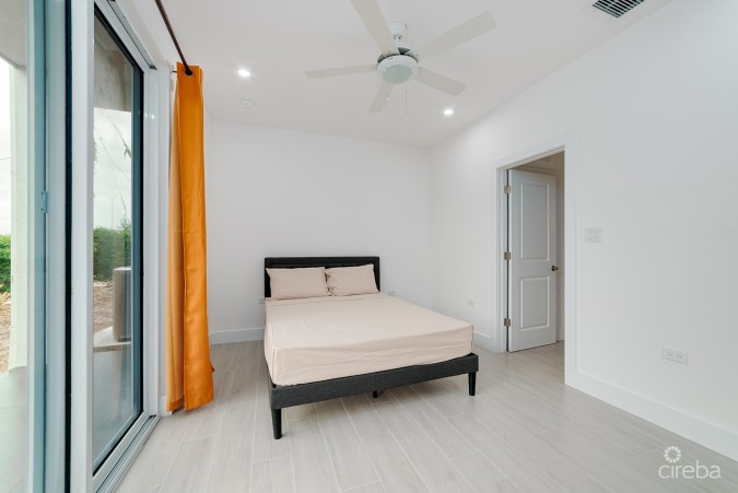 2 BEDROOM CONDO IN YARL