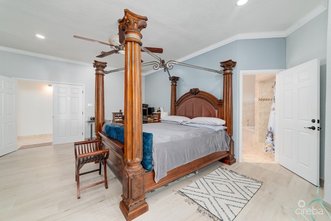 4-BEDROOM FAMILY GEM IN SAVANNAH MEADOWS  W/RENTAL UNIT