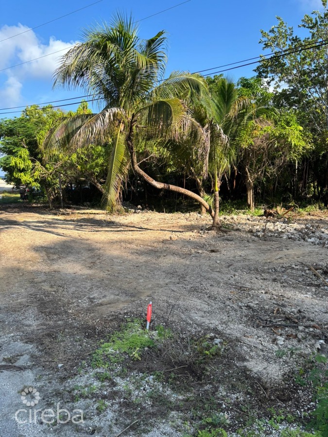 EXCEPTIONAL CORNER LOT IN PRIME CAYMAN BRAC LOCATION - READY TO BUILD