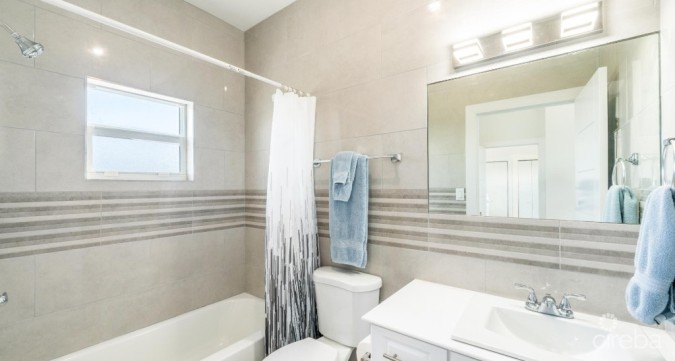 LONG POINTE VIEW VILLAS