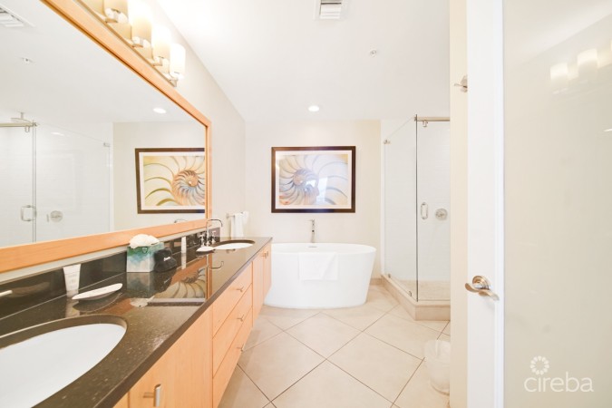 SOUTH BAY BEACH CLUB, 3BR CONDO WITH  PARKING SPACE