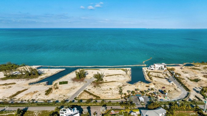 DIAMOND'S EDGE WATERFRONT ESTATE LOT 10
