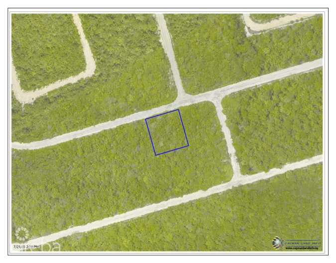 SELWORTHY GROVES LOT, CAYMAN BRAC BLUFF