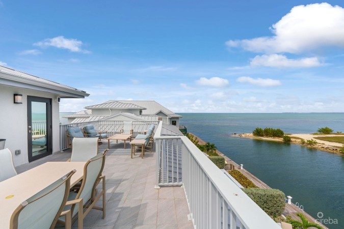 SEAHAVEN PROSPECT WATERFRONT 4 BED DUPLEX