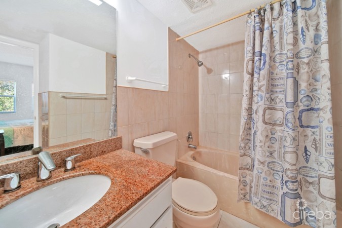 PLANTATION VILLAGE 3 BED PARTIAL SEA VIEWS