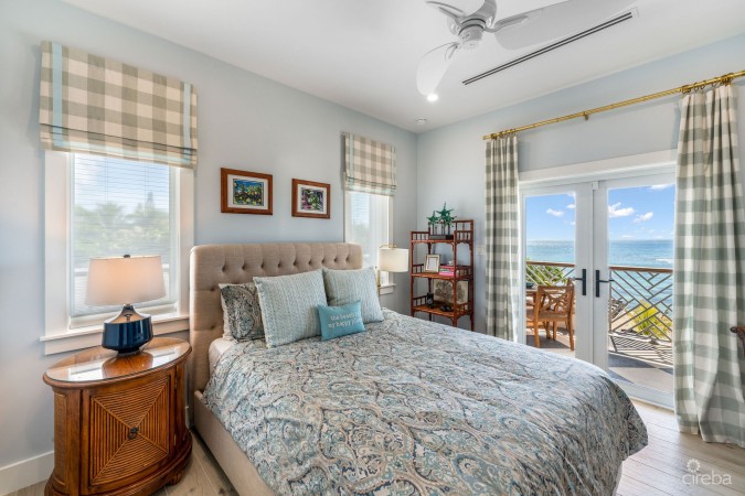 SPOTTS BEACH COTTAGE