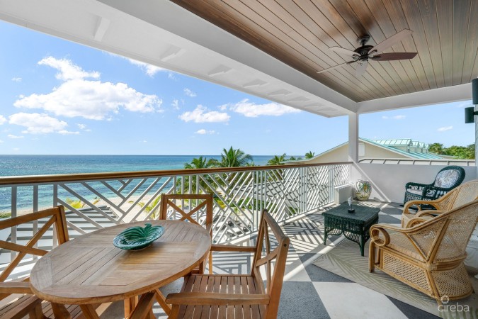 SPOTTS BEACH COTTAGE