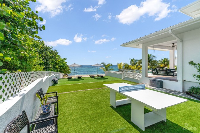 SPOTTS BEACH COTTAGE