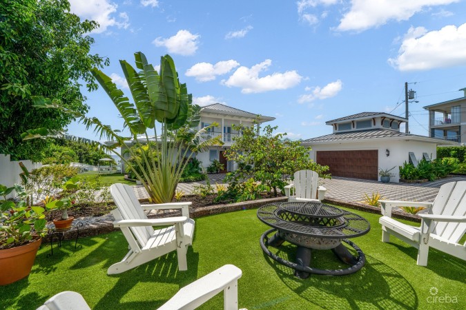 SPOTTS BEACH COTTAGE