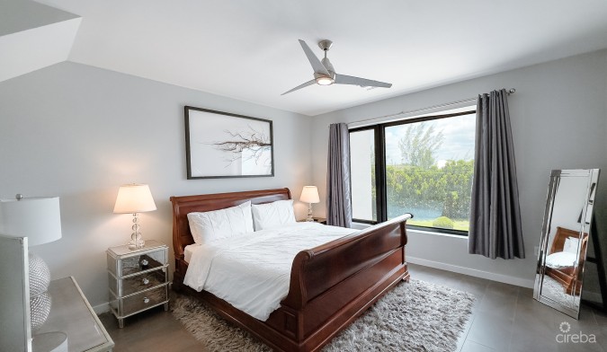 63 VELA, SOUTH SOUND