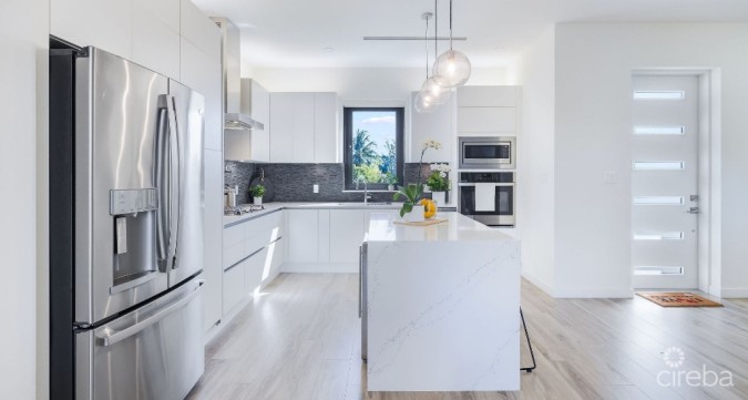 PARAISO RESIDENCES #7 - PRE-CONSTRUCTION