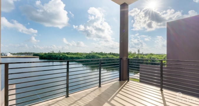 PARAISO RESIDENCES #8 - PRE-CONSTRUCTION