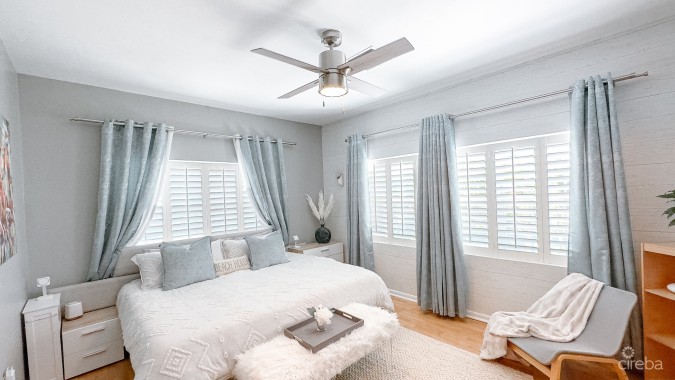 SOUTH SOUND 4 BED HOME -SUNRISE