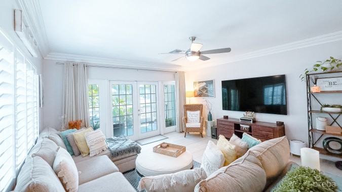 SOUTH SOUND 4 BED HOME -SUNRISE