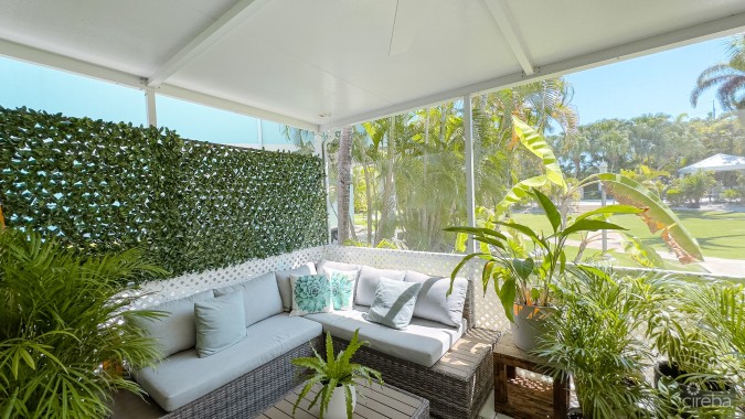 SOUTH SOUND 4 BED HOME -SUNRISE