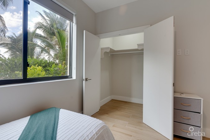 SILVER REEF RESIDENCES UNIT 1