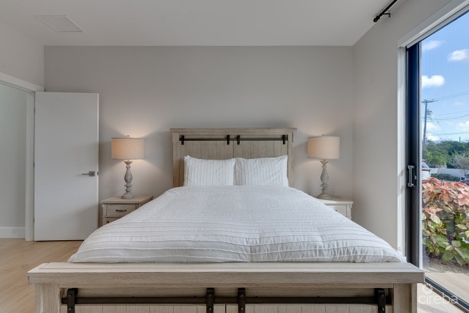 SILVER REEF RESIDENCES UNIT 1